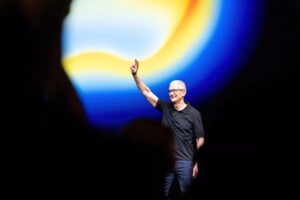 Apple CEO Tim Cook to step down after more than a decade