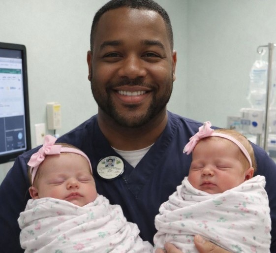 I WENT TO PICK UP MY WIFE AND NEWBORN TWINS FROM THE HOSPITAL — I ONLY FOUND THE BABIES AND A NOTE.