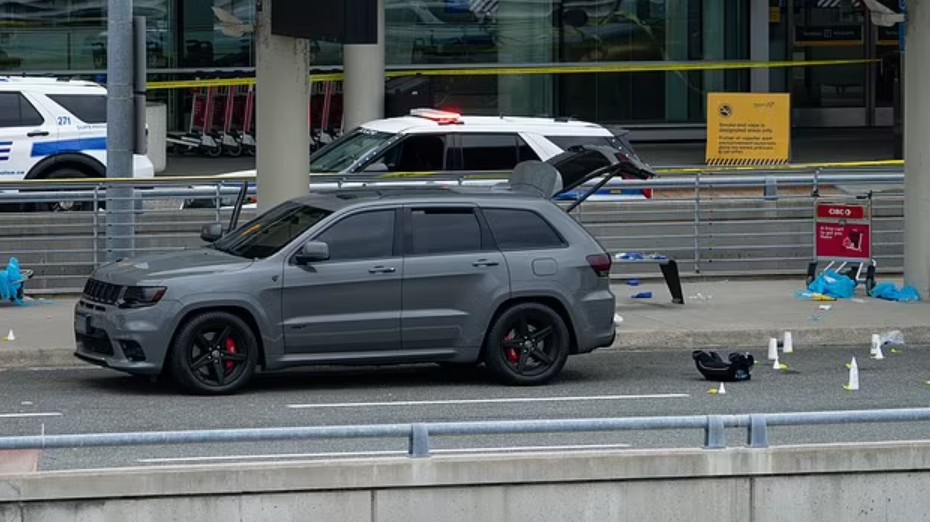 One dead after shooting at Toronto Airport