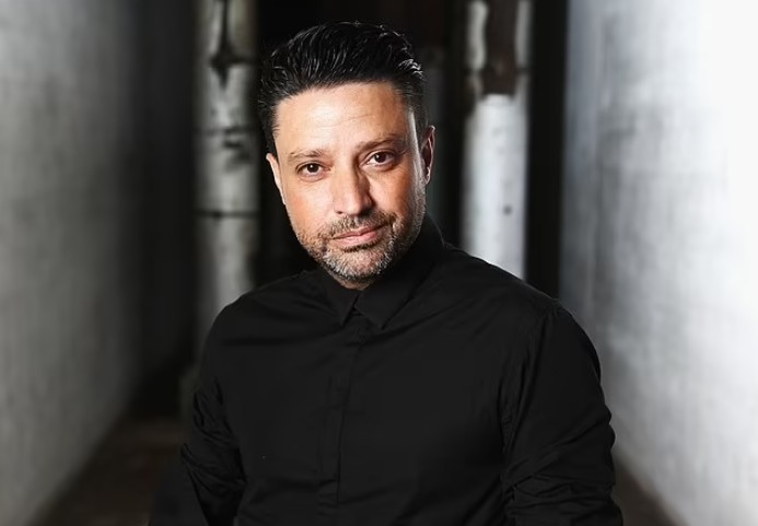 Celebrity tributes roll in as Australian fashion designer Aurelio Costarella who dressed the likes of Cate Blanchett and Jennifer Hawkins dies aged 60 from a rare brain disease