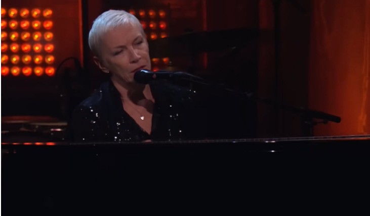 Sting Is Amazed When Annie Lennox Surprises Him With A Haunting Performance Of Fragile.