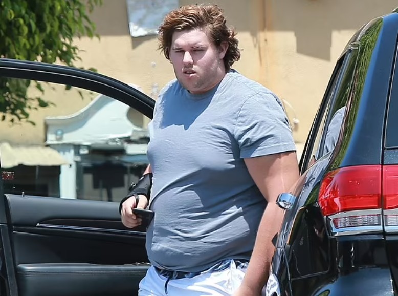 Arnold Schwarzenegger’s son Chris looks unrecognizable years after dramatic weight loss