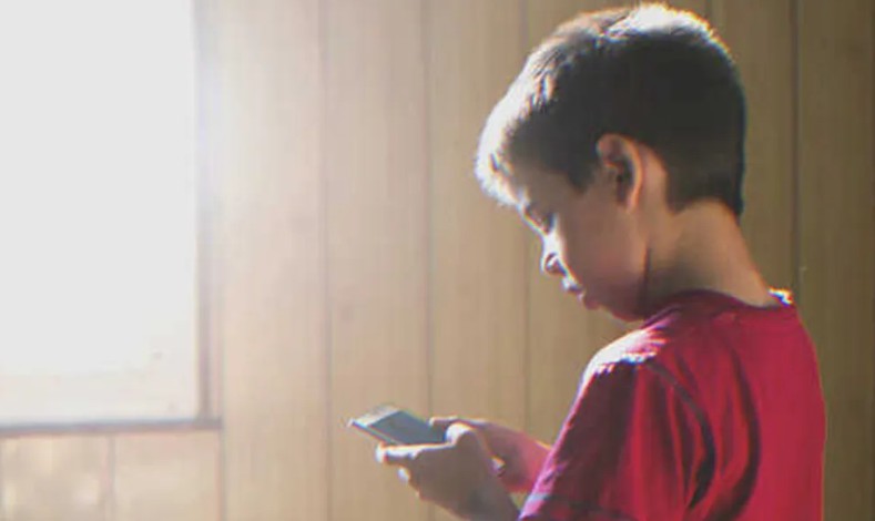 Boy Calls 911 to Ask For Help with Math, Cops Soon Realize He Needs Real Help – Story of the Day
