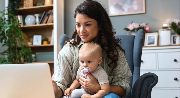 I Lost My Job After Becoming a Mom Because They ‘Need Someone Who Won’t Get Distracted’