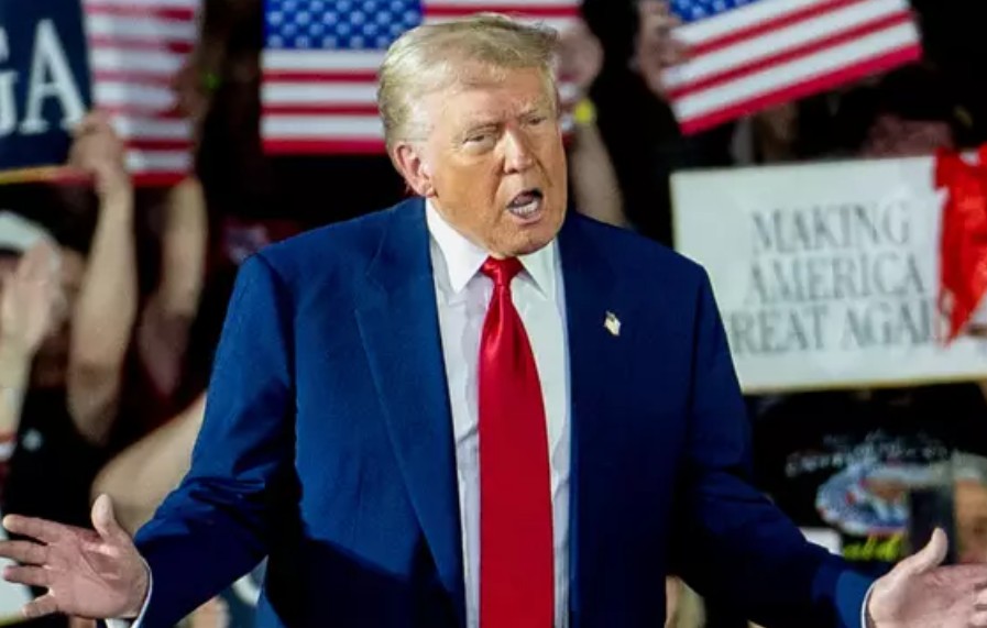 Awkward moment Donald Trump gets laughed at in own Town Hall after making bizarre claim about presidency