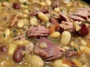 HEARTY BEAN & HAM HOCK SOUP: The Ultimate Comfort Food That Simmers Itself!
