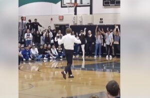 Mean Bullies Started Laughing When “Quiet Kid” Took The Stage, Then The Music Began Playing.