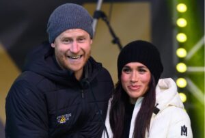 Meghan issues message to Prince Harry just hours after her husband was dragged back into bitter feud