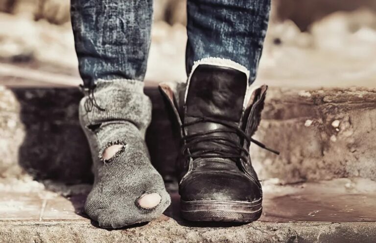 I Bought $15 Shoes for a Struggling Mom – Two Weeks Later, There Was a Knock on My Door