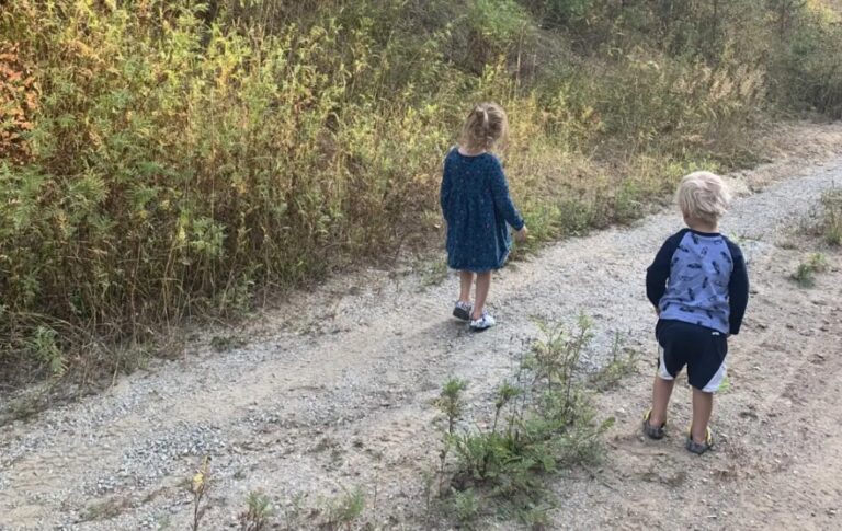 Woman Takes Final Photo Of Granddaughter Just Minutes Before She Is Pronounced Dead