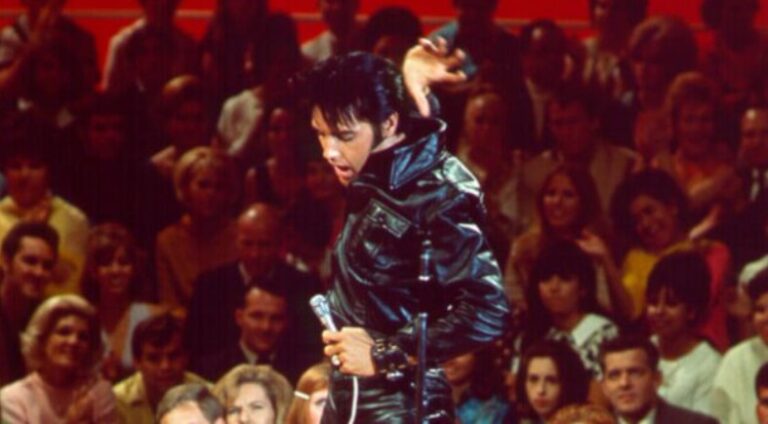 Look closely, and you’ll see it! When I saw it, it gave me chills…