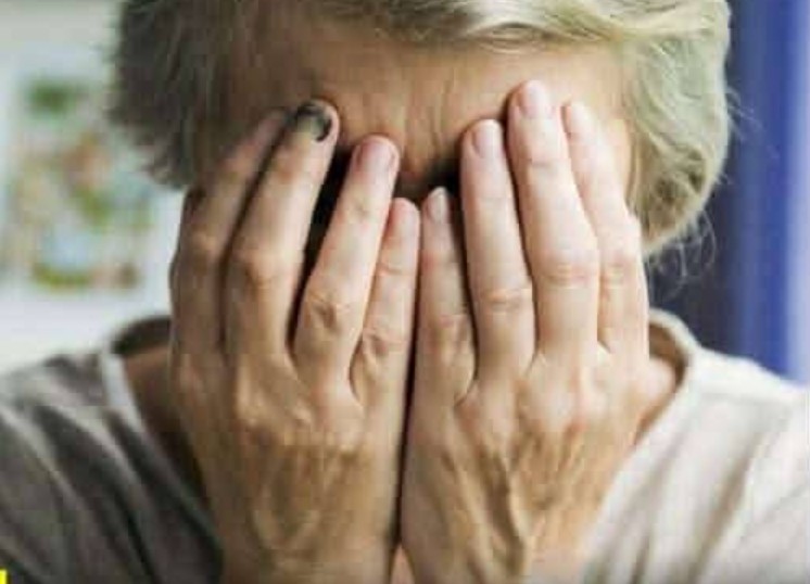12 nasty habits in old age that everyone notices, but no one dares to tell you