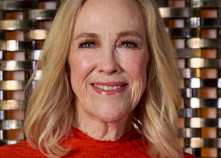 Catherine O’Hara rushed to hospital after medical emergency at home — dispatcher audio reveals she struggled to breathe.