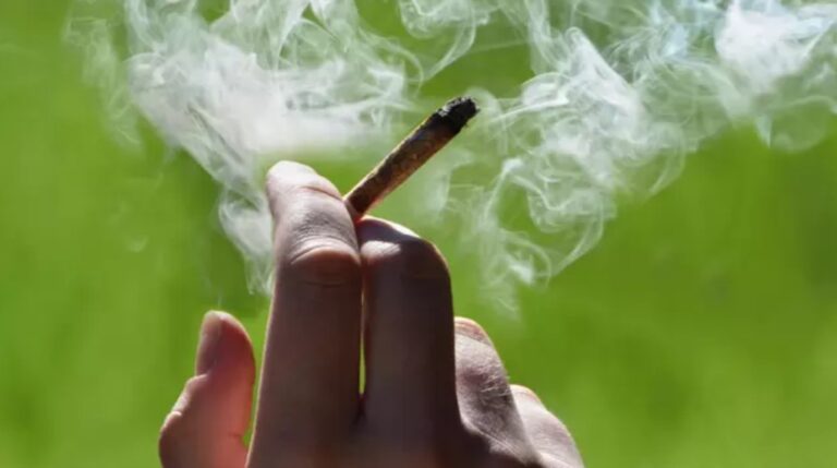 Experts issue warning as people share terrifying experiences after smoking weed