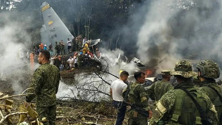A military aircraft carrying 125 people has crashed.