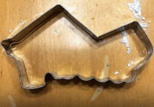 Confused Woman Begs For Answers As She Can’t Work Out What Cookie Cutter Actually Is