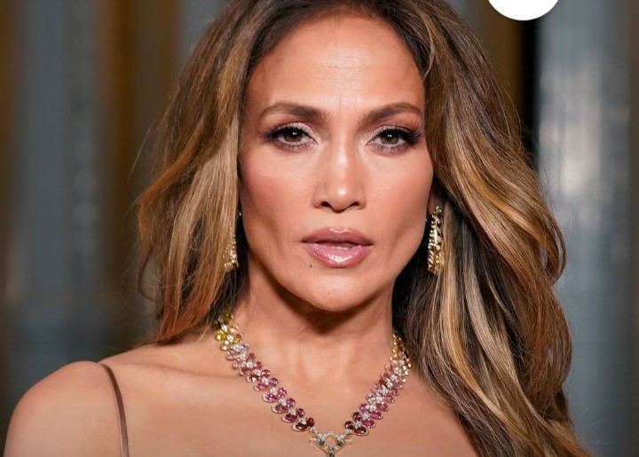 Jennifer Lopez, 56, branded ‘vulgar’ as she spreads legs wide open in new photo: ‘Close your legs!’