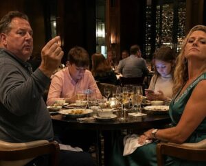 She Invited Her Family to Dinner — But the Waiter’s Note Changed Everything