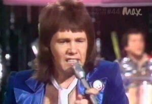 Singer, 77, quits music after struggling to perform live