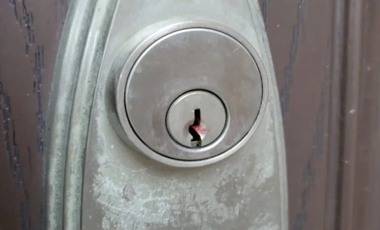 She Found Red Wax on Her Door Lock Twice. Then the Neighbors Told Her Something That Made Her Uneasy