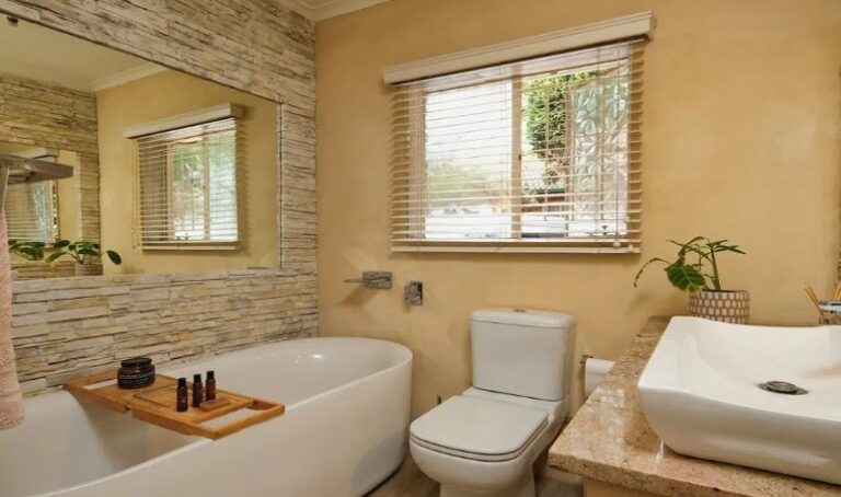 You’ve Probably Never Cleaned This in Your Bathroom and You Really Should!